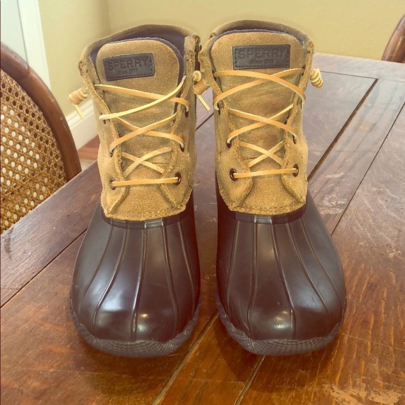 sperry duck boots navy and tan